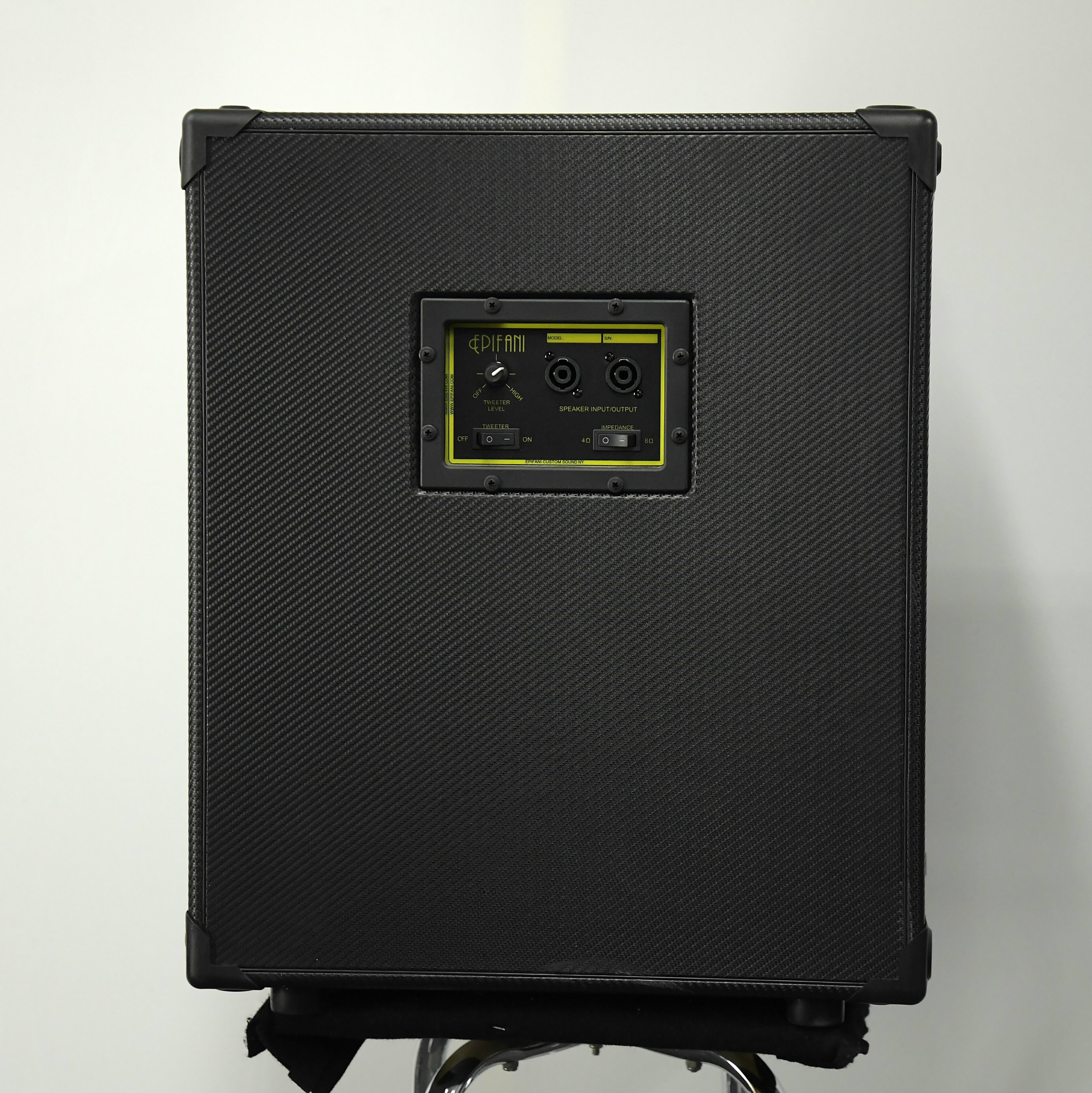 DIST3_210-Claudio-Back.jpg?v=